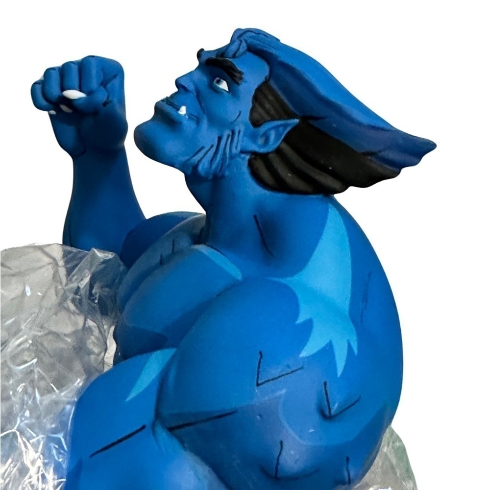 Disney Marvel X-MEN THE BEAST RESIN BUST Limited Edition No.  898 of 3000. - Picture 6 of 16